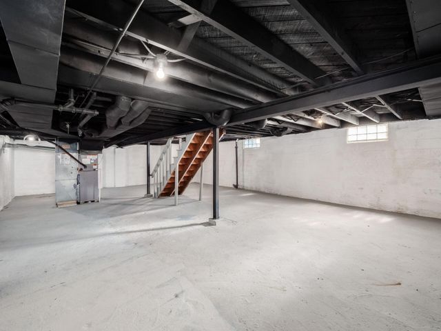 669 Brookside Drive, Columbus, OH 43209