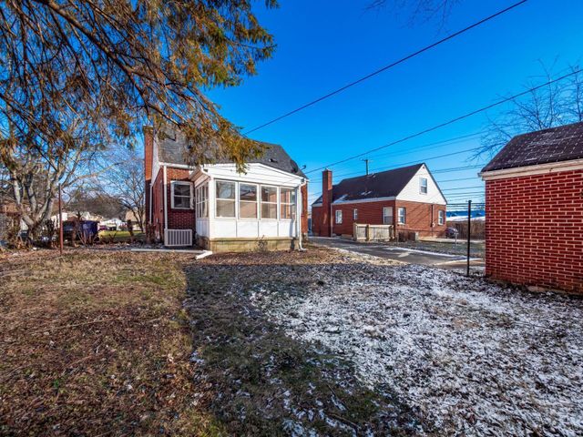 669 Brookside Drive, Columbus, OH 43209