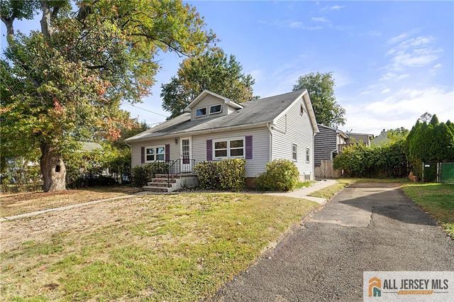 1433 Dogwood Drive, Piscataway, NJ 08854