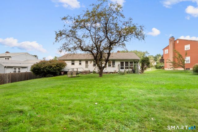 292 Tumblebrook Road, Meriden, CT 06450