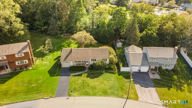 292 Tumblebrook Road, Meriden, CT 06450