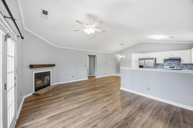 1605 Squire Hart Way, Lexington, KY 40515