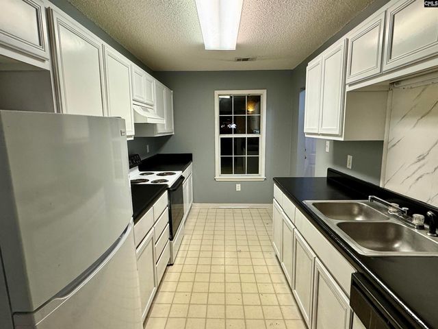 122 Hounds Court S, Columbia, SC 29223