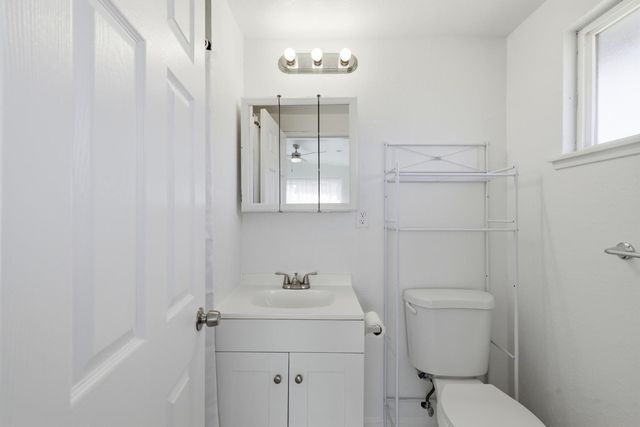 6530 Kemp Way, North Highlands, CA 95660