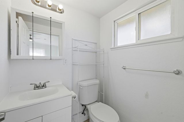 6530 Kemp Way, North Highlands, CA 95660