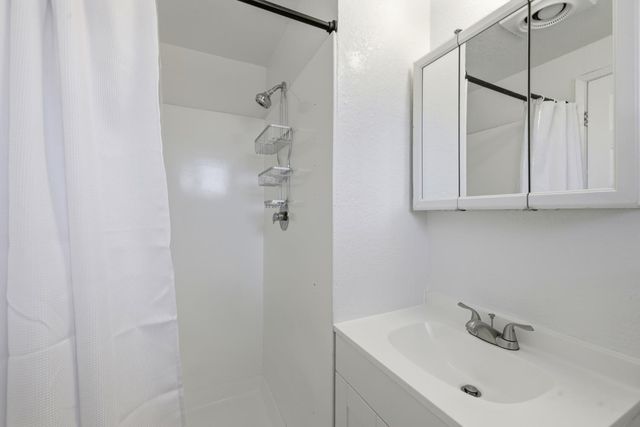 6530 Kemp Way, North Highlands, CA 95660