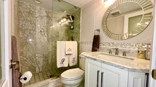 1901 N Ocean Boulevard 4B, Fort Lauderdale, FL 33305
