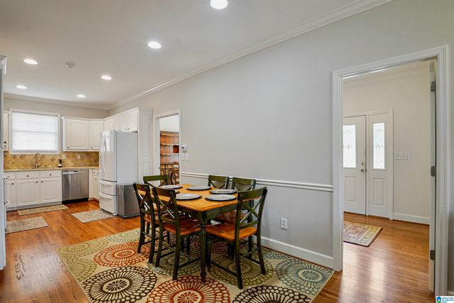 1524 JACOBS CIRCLE, Vestavia Hills, AL 35216