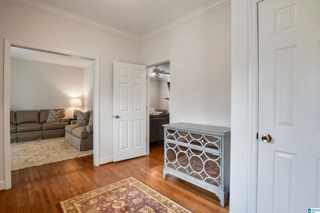 1524 JACOBS CIRCLE, Vestavia Hills, AL 35216