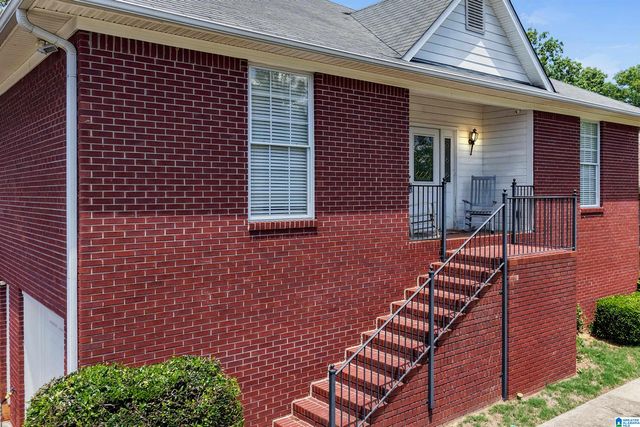 1524 JACOBS CIRCLE, Vestavia Hills, AL 35216