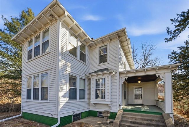 103 S 3RD Street, Council Bluffs, IA 51503