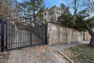 103 S 3RD Street, Council Bluffs, IA 51503