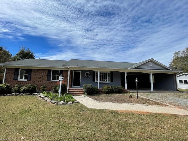 150 Fuller Mill S Road, Trinity, NC 27370