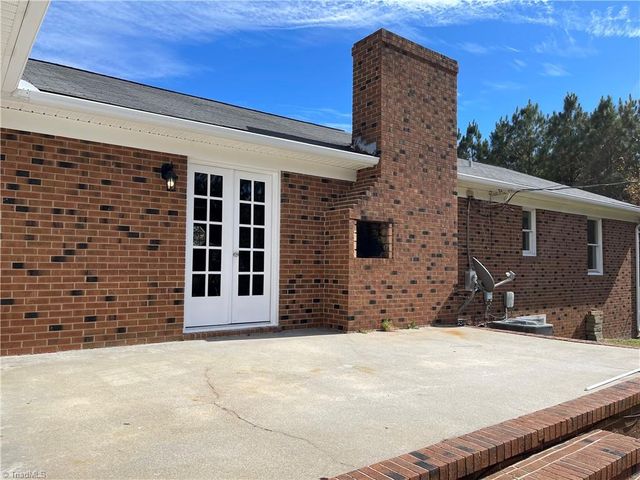 150 Fuller Mill S Road, Trinity, NC 27370