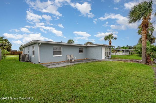 1655 Wavecrest Street, Merritt Island, FL 32952