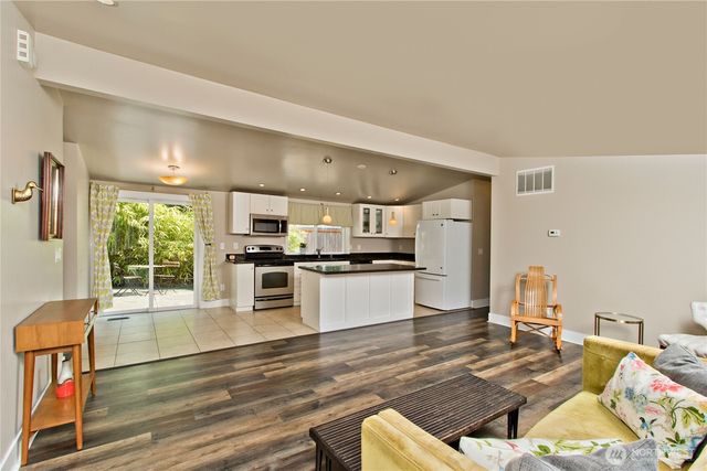 3121 N Bennett Street, Tacoma, WA 98407