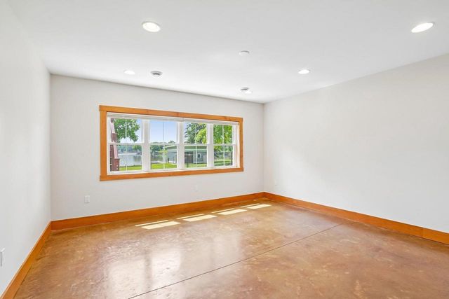 546 W Main Street, Merrimac, WI 53561