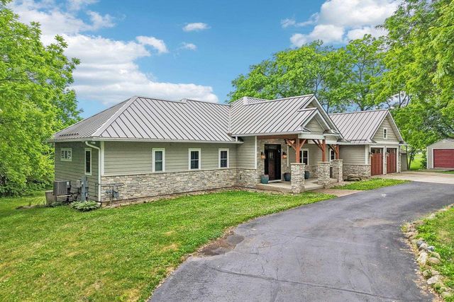 546 W Main Street, Merrimac, WI 53561