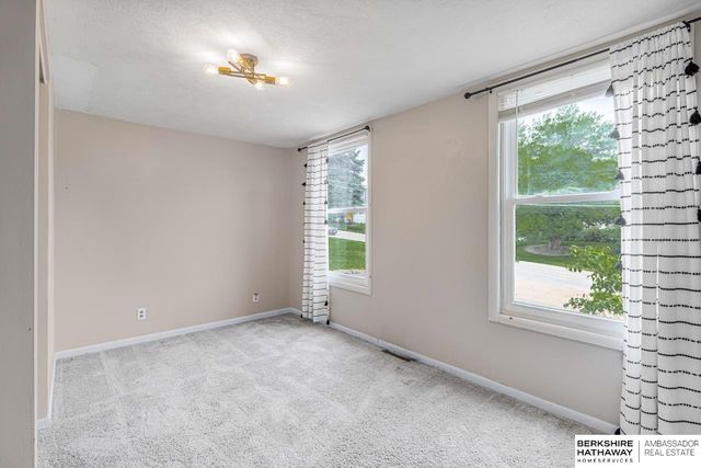 2315 N 75th Street, Omaha, NE 68134