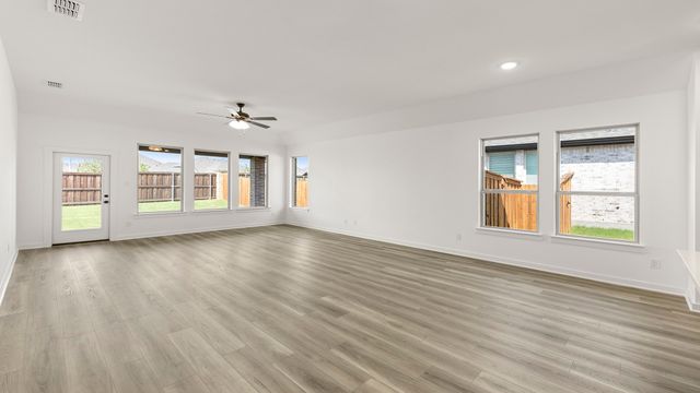 753 Grand Dale Drive, Lavon, TX 75166