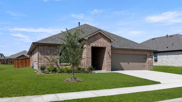 753 Grand Dale Drive, Lavon, TX 75166
