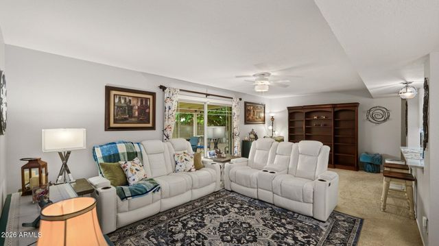 5621 W HEARN Road, Glendale, AZ 85306