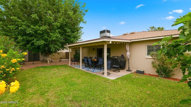 5621 W HEARN Road, Glendale, AZ 85306