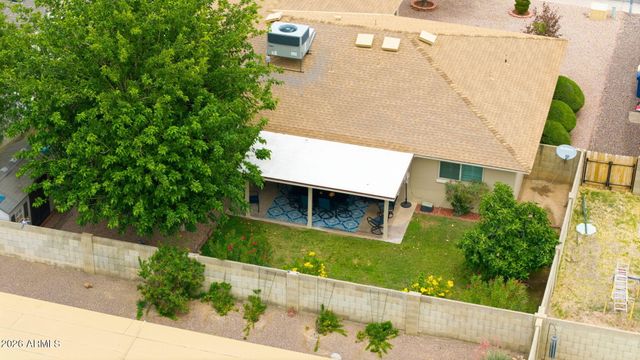 5621 W HEARN Road, Glendale, AZ 85306