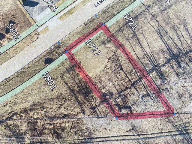 5727 Seminole Valley Trail NE, Cedar Rapids, IA 52411