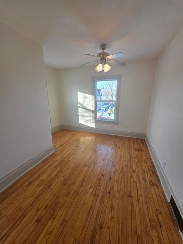 1134 Bertch Avenue, Waterloo, IA 50702