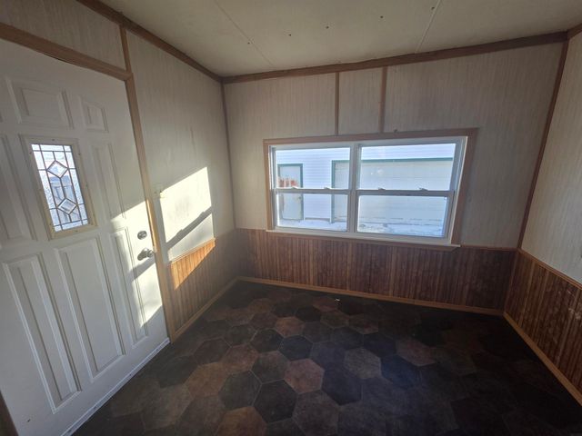 1134 Bertch Avenue, Waterloo, IA 50702