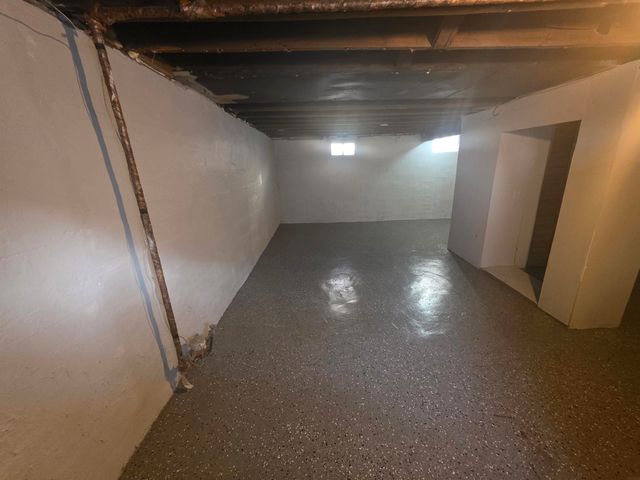 1134 Bertch Avenue, Waterloo, IA 50702