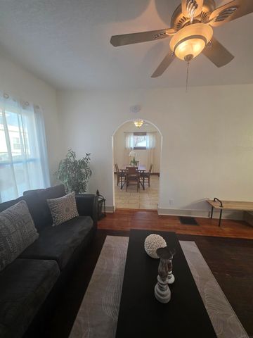 1134 Bertch Avenue, Waterloo, IA 50702