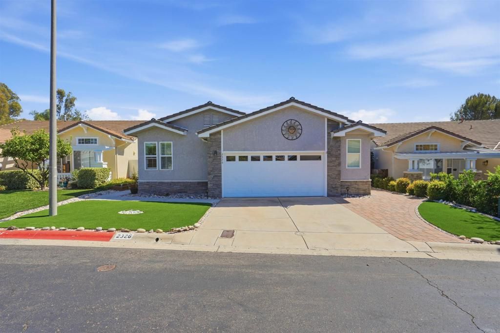 2326 Azure Lane, Vista, CA 92081 — photo 2