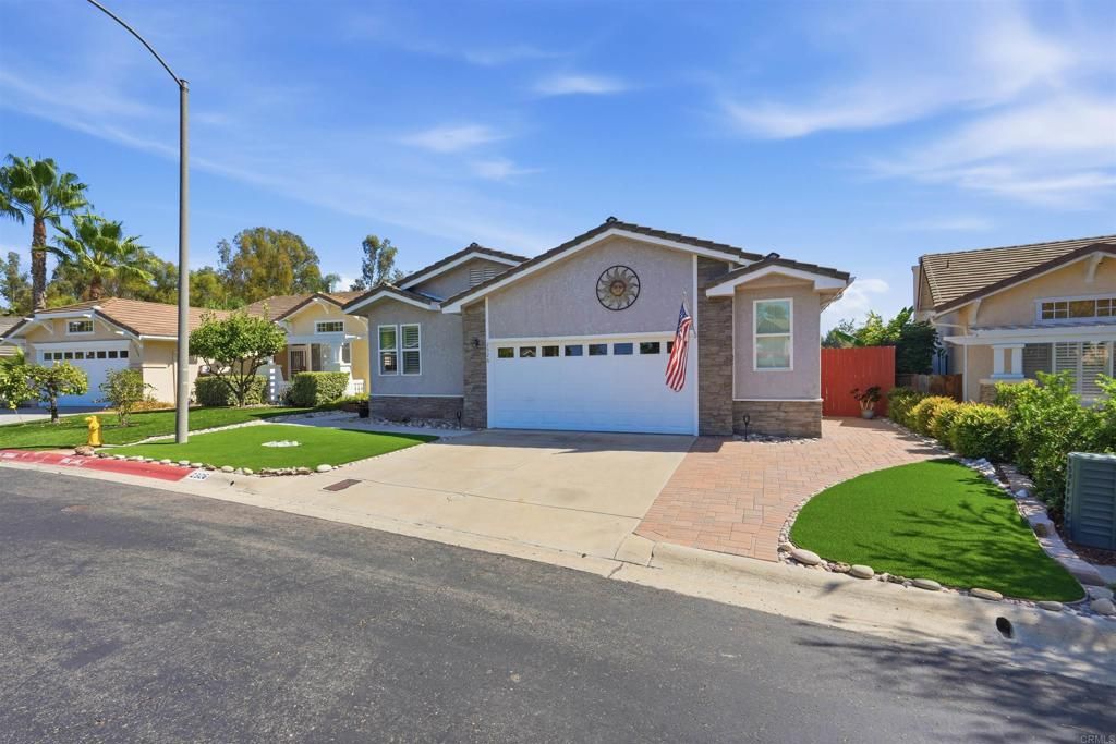 2326 Azure Lane, Vista, CA 92081 — photo 3