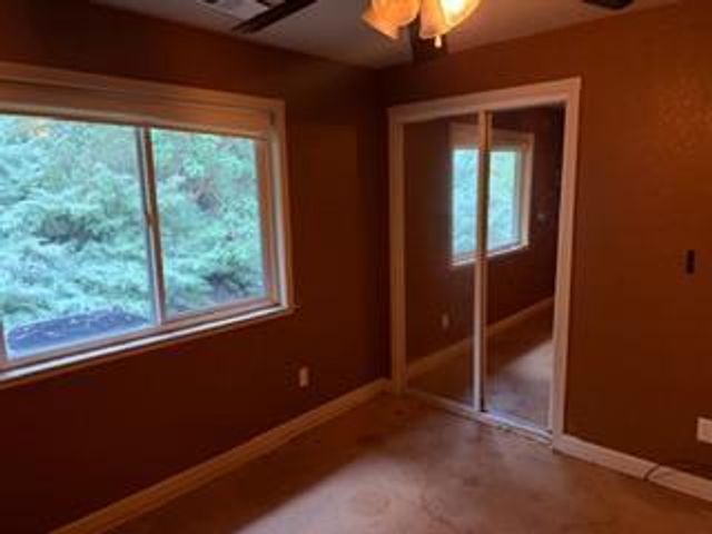 27917 Mineral School Road, Bella Vista, CA 96008