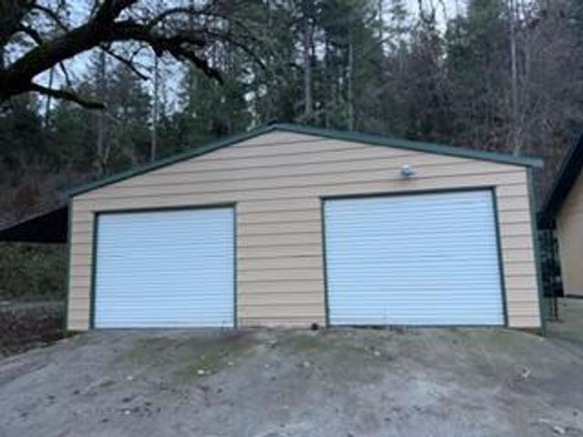 27917 Mineral School Road, Bella Vista, CA 96008