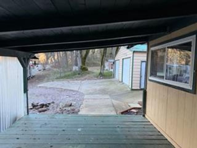 27917 Mineral School Road, Bella Vista, CA 96008