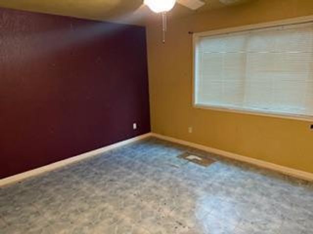 27917 Mineral School Road, Bella Vista, CA 96008