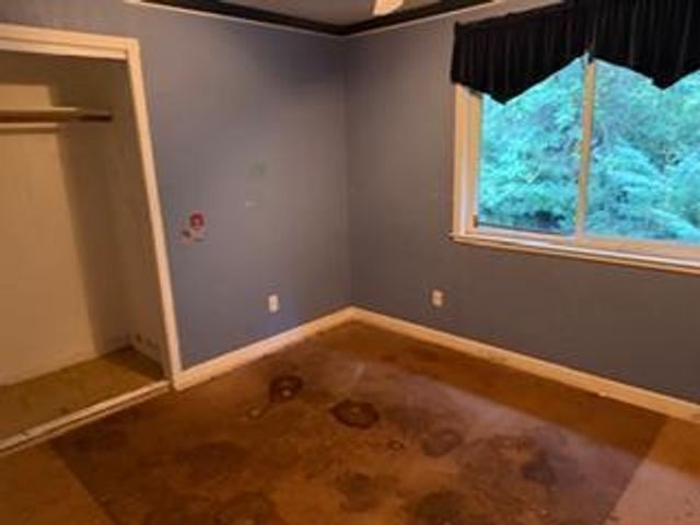 27917 Mineral School Road, Bella Vista, CA 96008