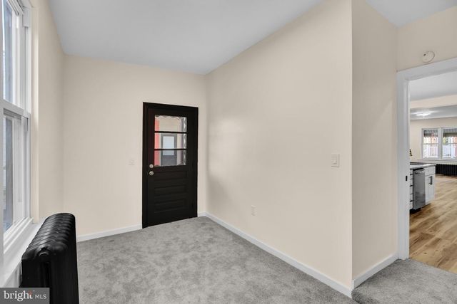 41 W WASHINGTON ST, Fleetwood, PA 19522