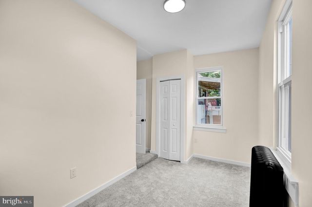 41 W WASHINGTON ST, Fleetwood, PA 19522