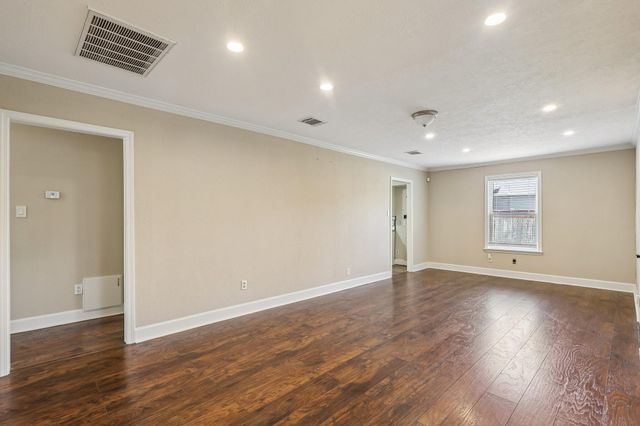 4516 Dewberry Street, Houston, TX 77021