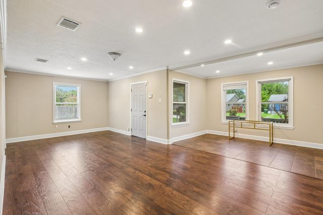 4516 Dewberry Street, Houston, TX 77021