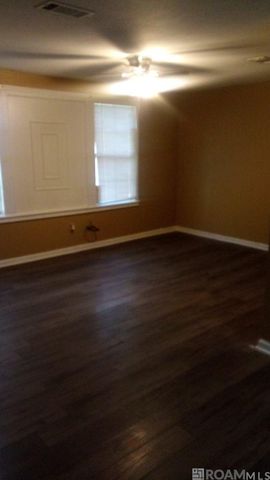 5496 Frey St, Baton Rouge, LA 70805