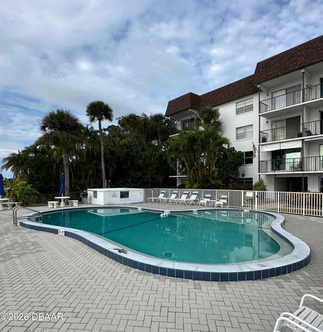 118 S Halifax Ave Apt 210, Daytona Beach, FL 32118