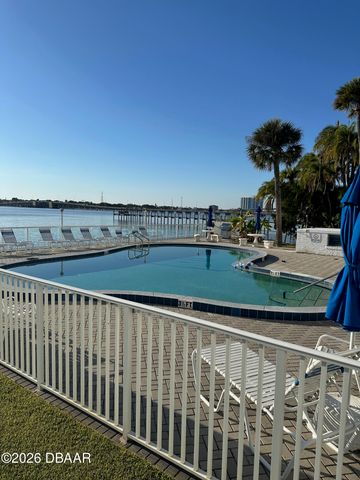 118 S Halifax Ave Apt 210, Daytona Beach, FL 32118