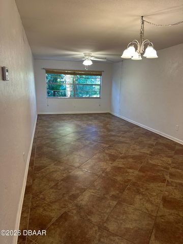 118 S Halifax Ave Apt 210, Daytona Beach, FL 32118