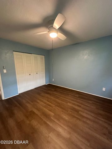 118 S Halifax Ave Apt 210, Daytona Beach, FL 32118