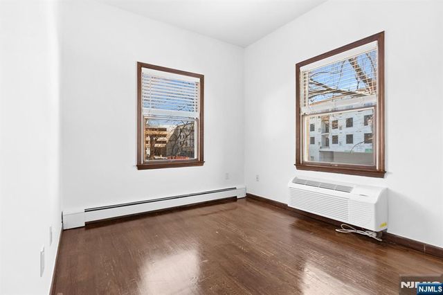 70 Linwood Avenue, Emerson, NJ 07630